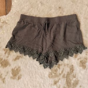 Breeze Ever Shorts